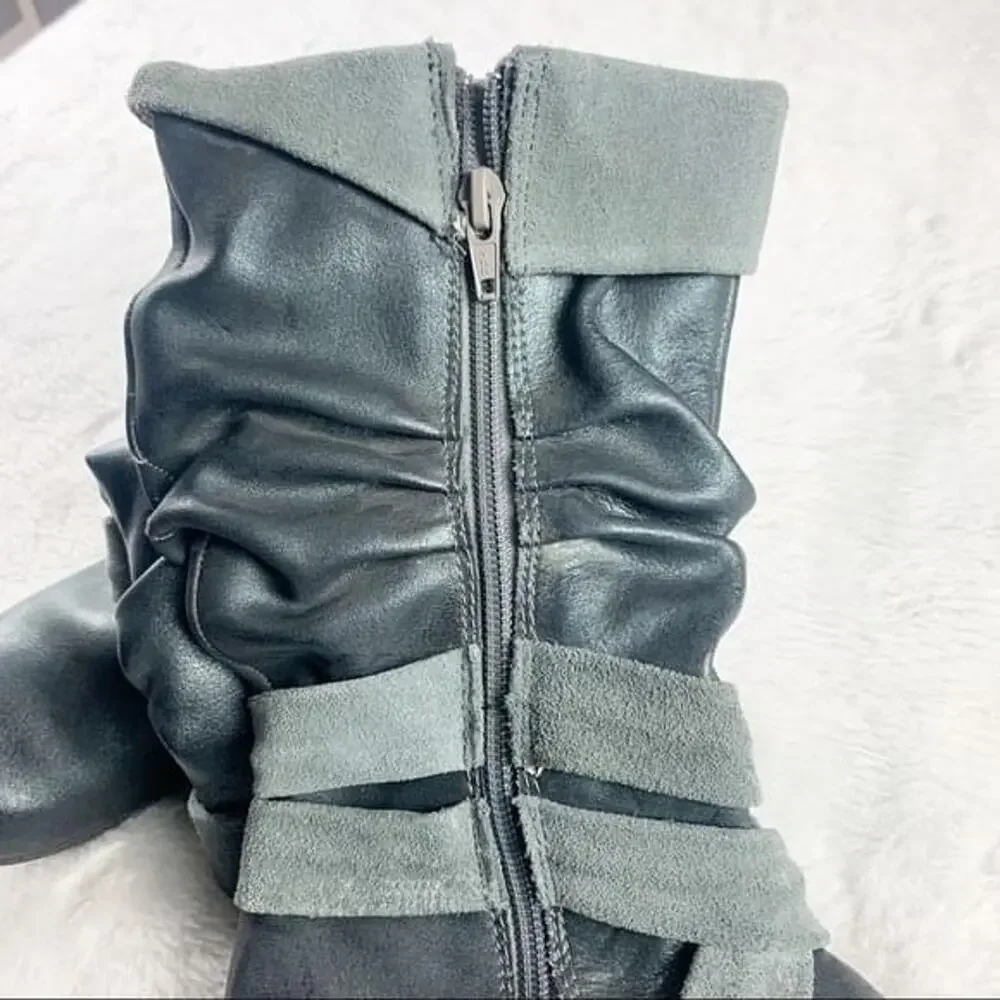 Sz 13.5 Girls Kenneth Cole Slouch Boots Vegan Leather Boots w Suede Trim